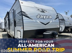 New 2025 Jayco Jay Flight SLX 330TBS available in Fort Myers, Florida