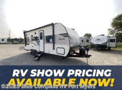 New 2025 Jayco Jay Flight SLX 210QB available in Fort Myers, Florida