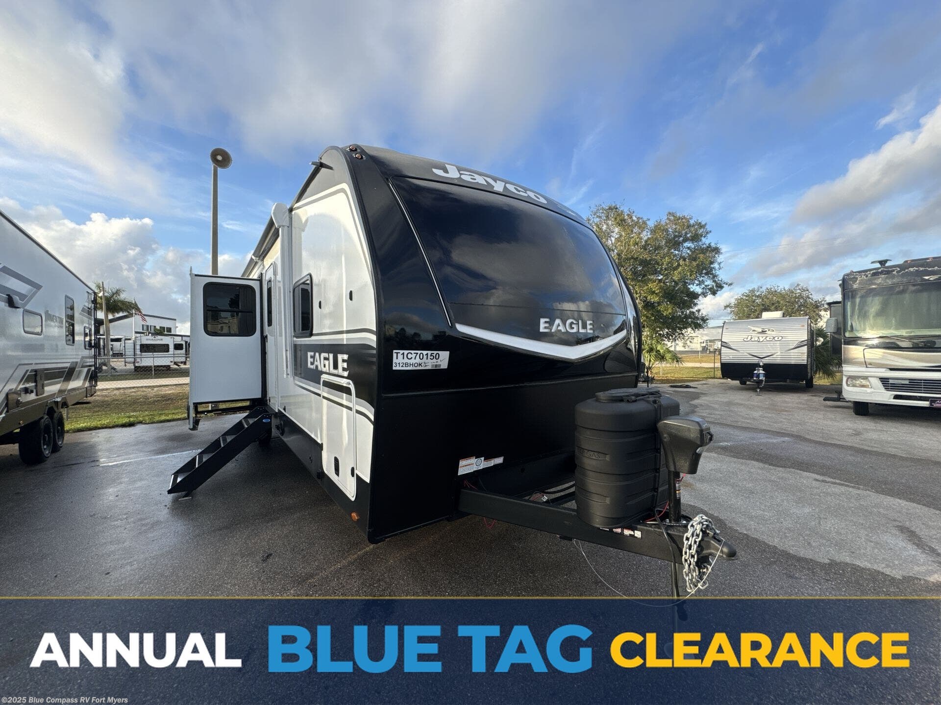 New 2026 Jayco Eagle HT 312BHOK available in Fort Myers, Florida