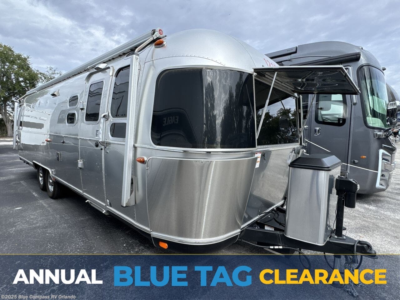 Used 2023 Airstream Classic 30RB available in Casselberry, Florida