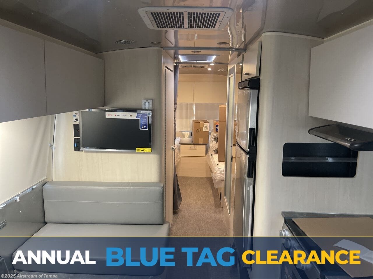 New 2026 Airstream Flying Cloud 28RB Twin available in Dover, Florida