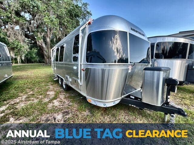 New 2025 Airstream Flying Cloud 23FB available in Dover, Florida