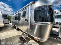 Used 2025 Airstream Flying Cloud 28RB available in Buda, Texas