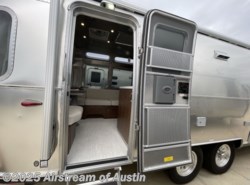 New 2026 Airstream Globetrotter 27FB Twin available in Buda, Texas