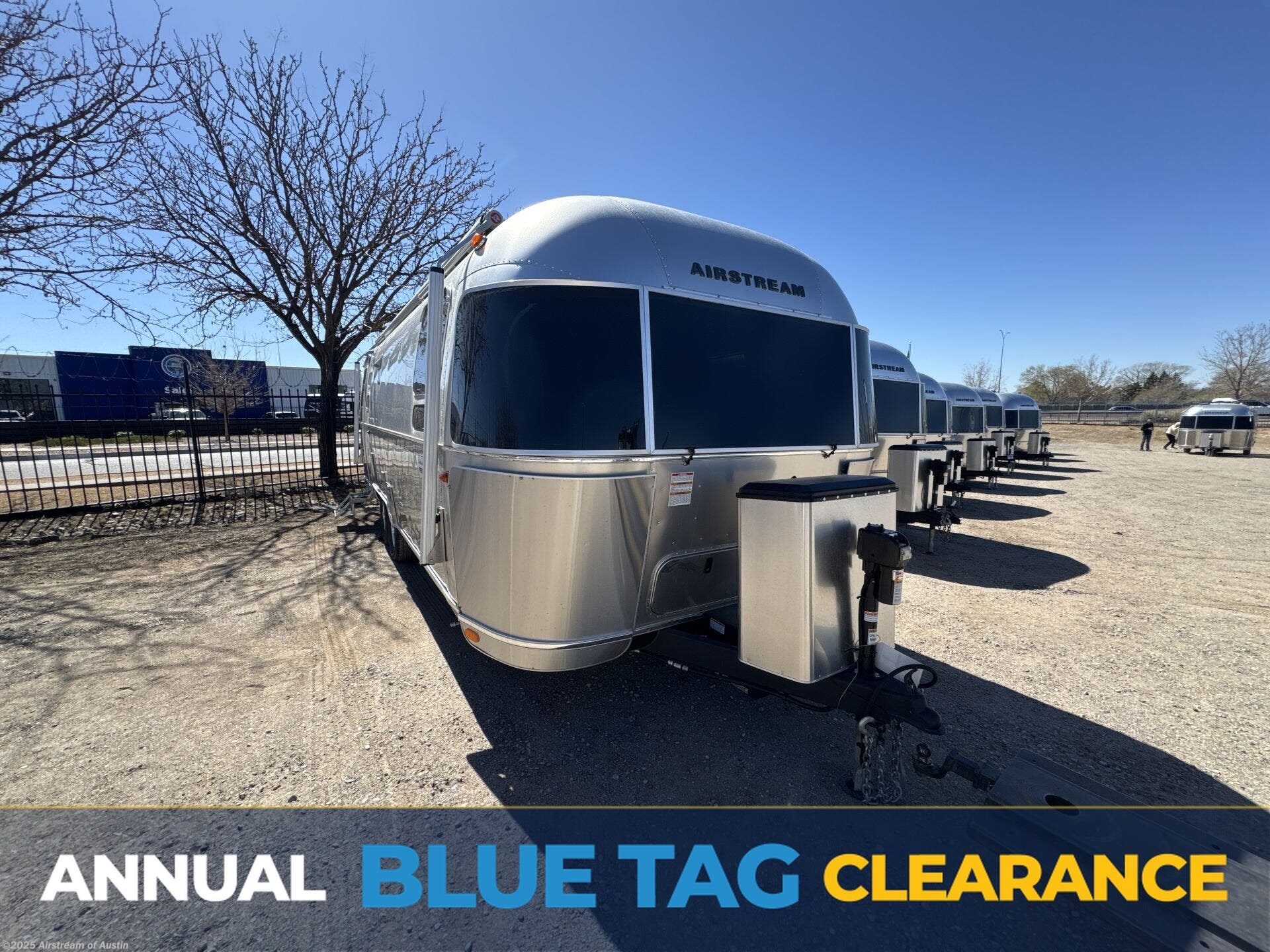 New 2025 Airstream Globetrotter 27FBQ available in Buda, Texas