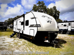 Used 2023 Highland Ridge Range Lite 241BH available in Bushnell, Florida