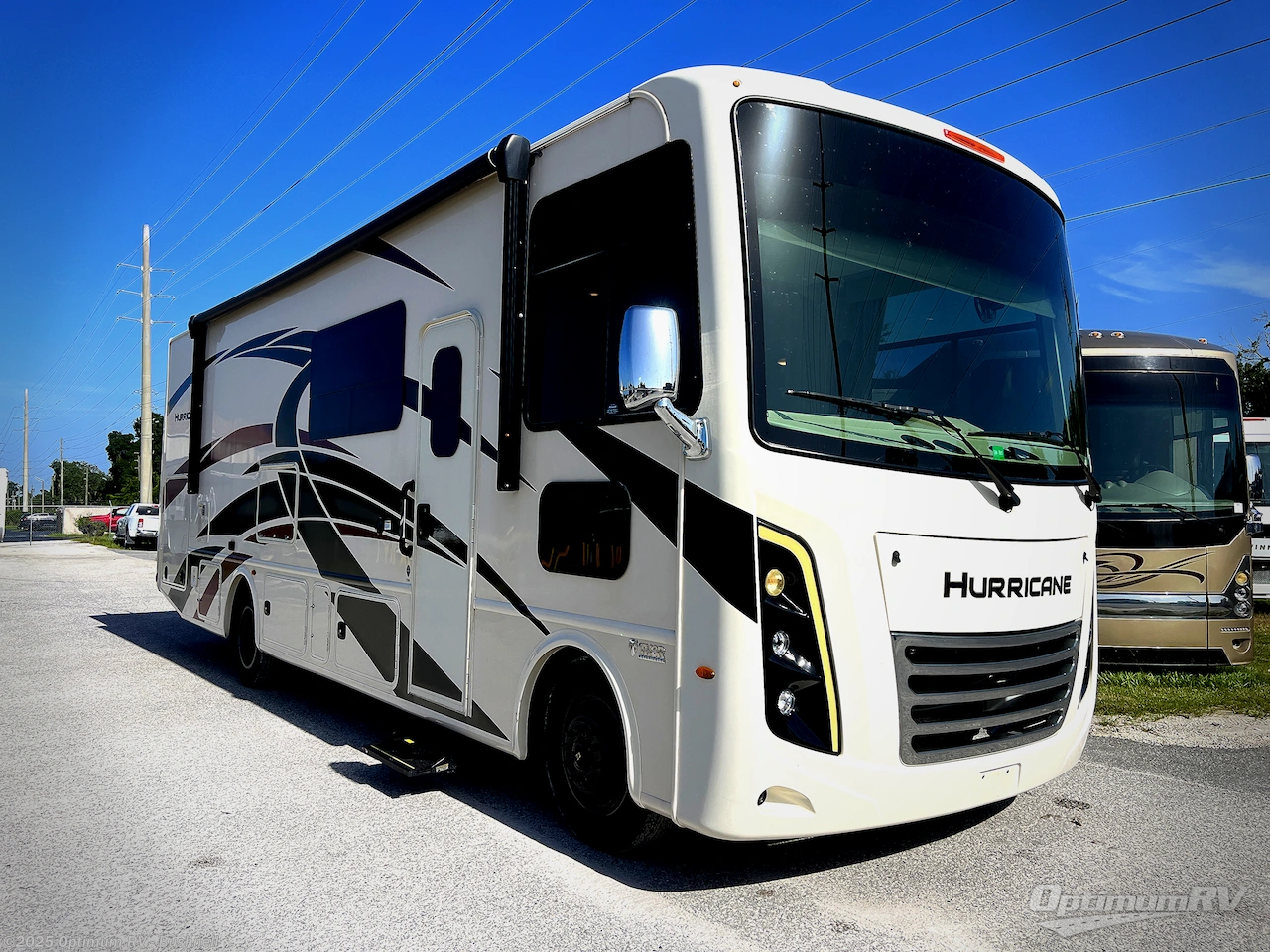 Used 2022 Thor Hurricane 29M available in Bushnell, Florida