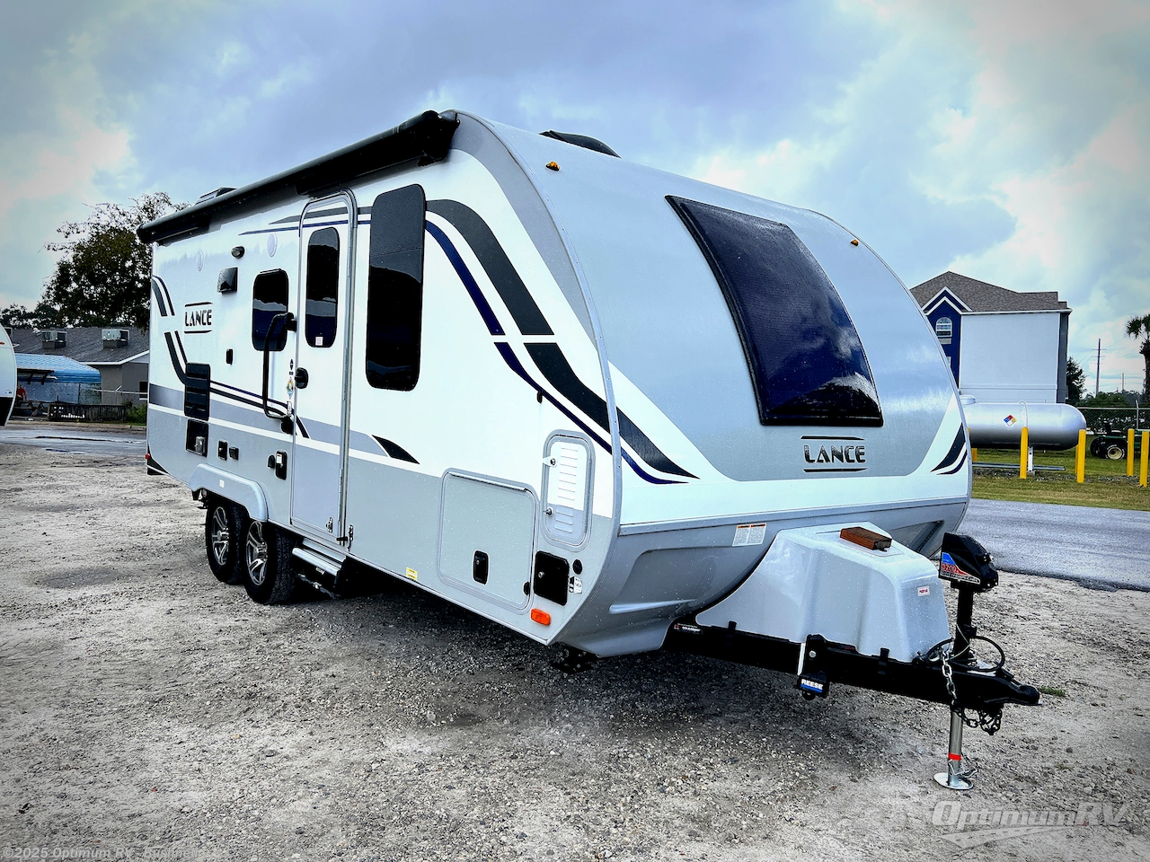 Used 2020 Lance Lance Travel Trailers 1985 available in Bushnell, Florida