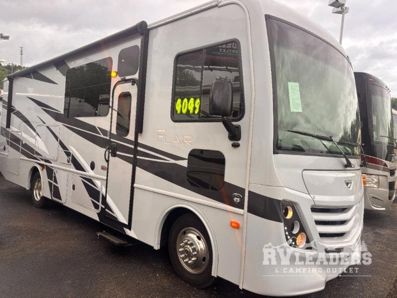 Used 2022 Fleetwood Flair 29M available in Adamsburg, Pennsylvania