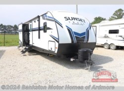 Used 2020 CrossRoads Sunset Trail SS331BH available in Ardmore, Tennessee