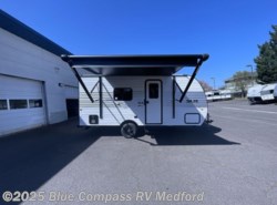 New 2025 Jayco Jay Flight SLX 170FQW available in Medford, Oregon
