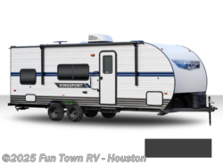 Used 2023 Gulf Stream Kingsport Ultra Lite 248BH available in Wharton, Texas