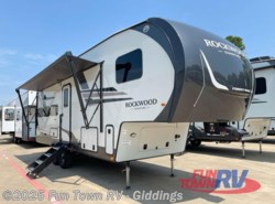 New 2026 Forest River Rockwood Signature 301RKS available in Giddings, Texas