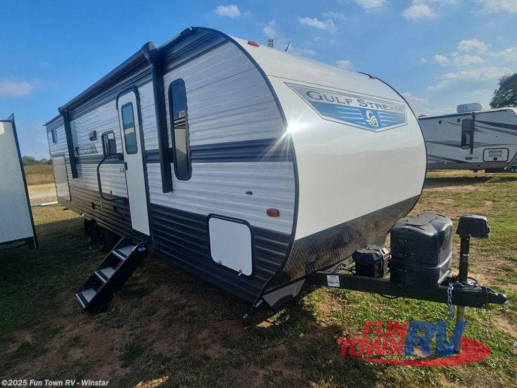 Used 2023 Gulf Stream Kingsport Ultra Lite 279BH available in Thackerville, Oklahoma