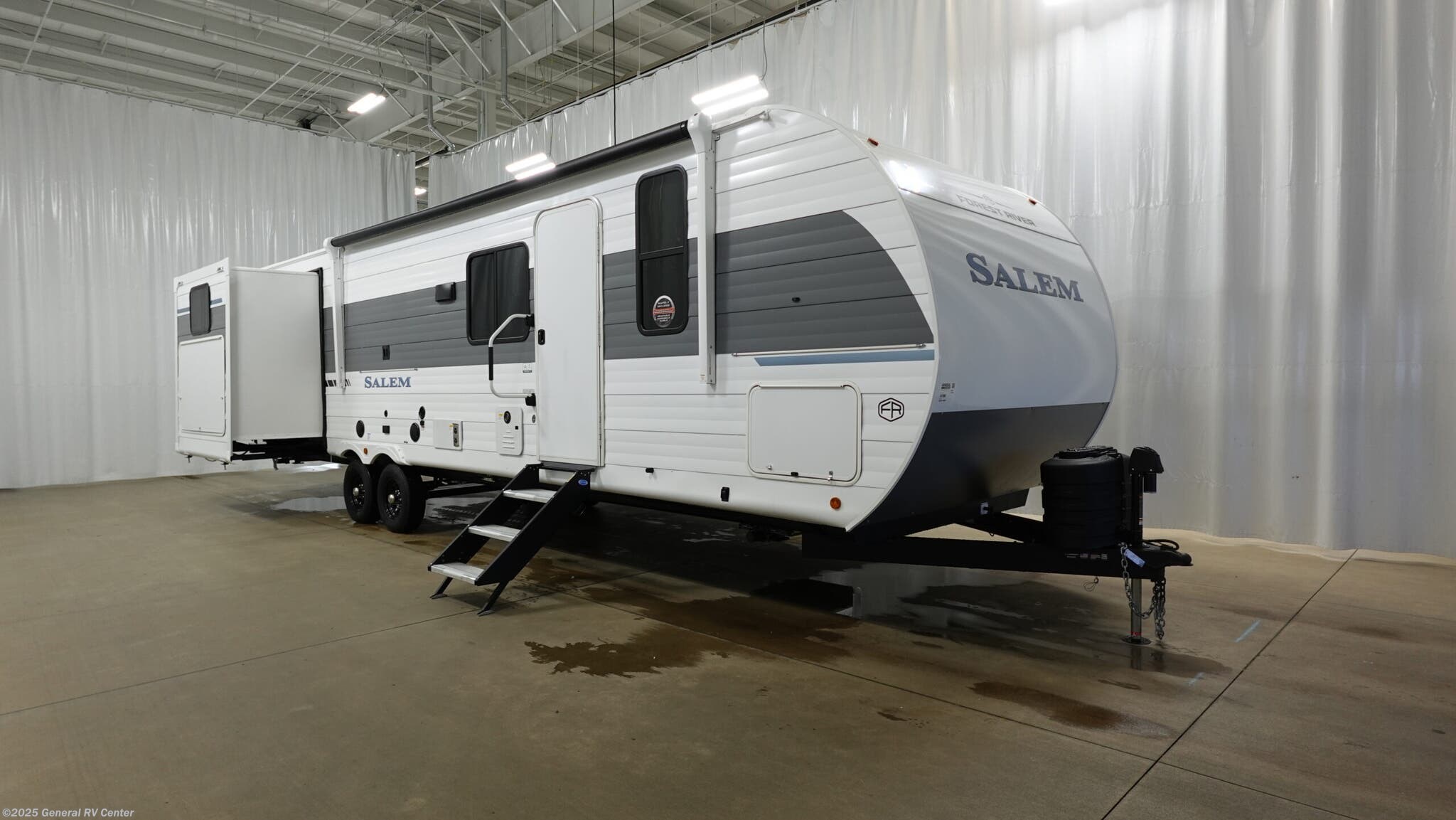 New 2026 Forest River Salem 31KQBTS available in Ocala, Florida