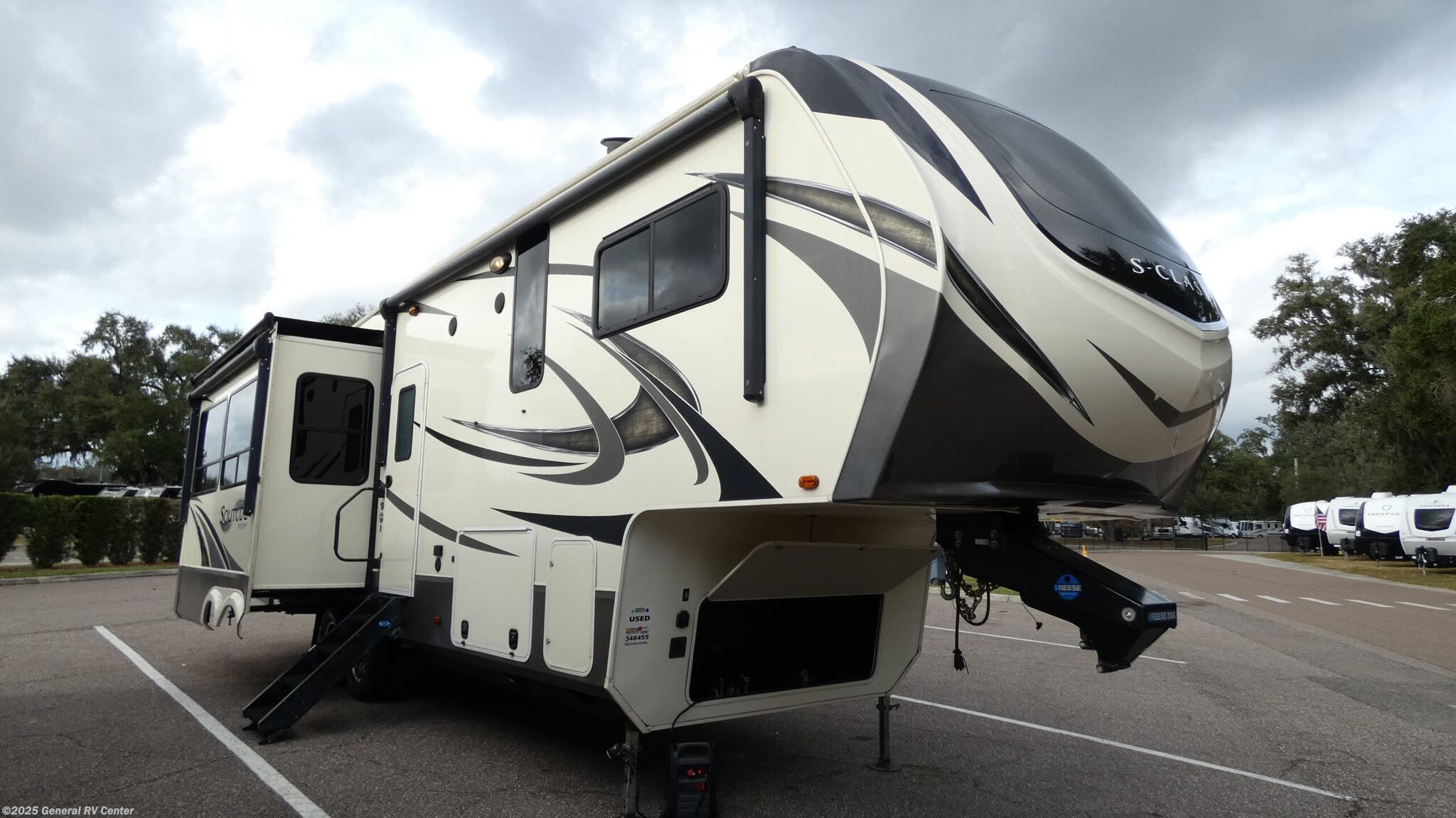 Used 2019 Grand Design Solitude 2930RL available in Dover, Florida