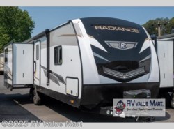 New 2022 Cruiser RV Radiance Ultra Lite 27RE available in Manheim, Pennsylvania