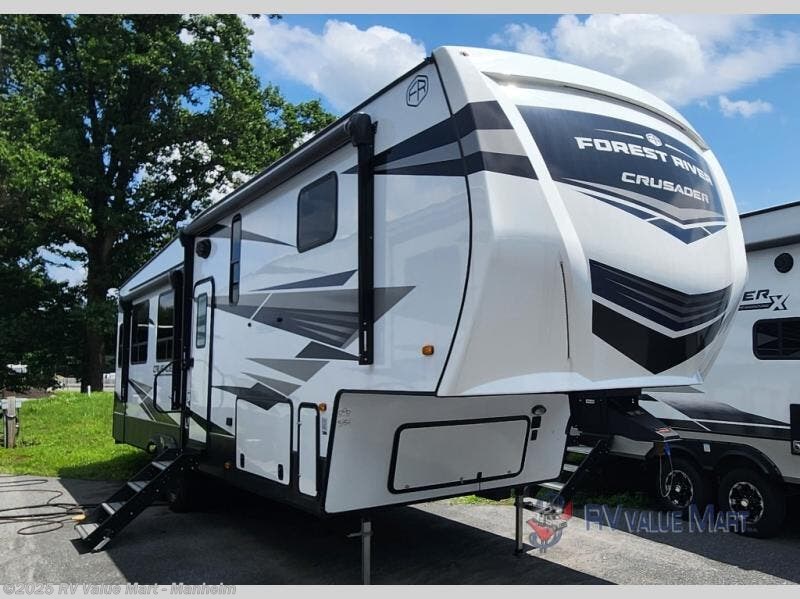 New 2025 Prime Time Crusader 335RLP available in Manheim, Pennsylvania