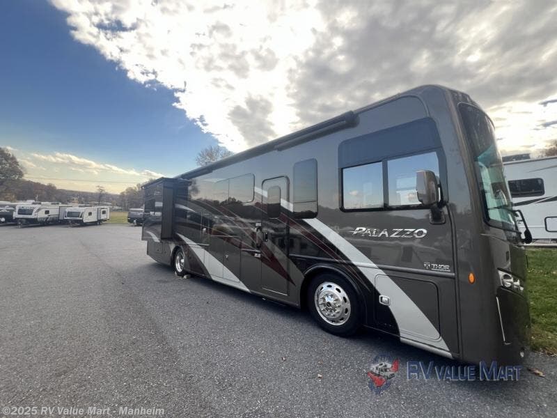 Used 2019 Thor Motor Coach Palazzo 33.2 available in Manheim, Pennsylvania
