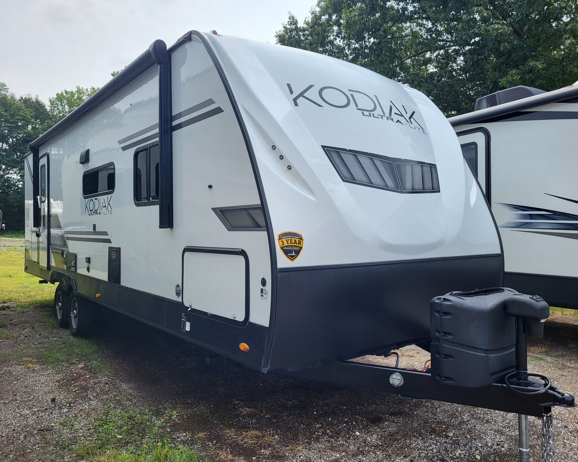 Used 2022 Dutchmen Kodiak Ultra-Lite available in Madison, Ohio