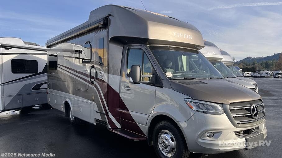 2023 Tiffin Wayfarer 25 TW RV for Sale in Woodland WA 98674