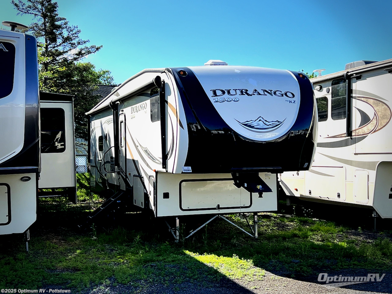 Used 2018 K-Z Durango 1500 D286BHD available in Pottstown, Pennsylvania