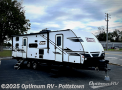 Used 2022 Dutchmen Coleman Light 2755BH available in Pottstown, Pennsylvania