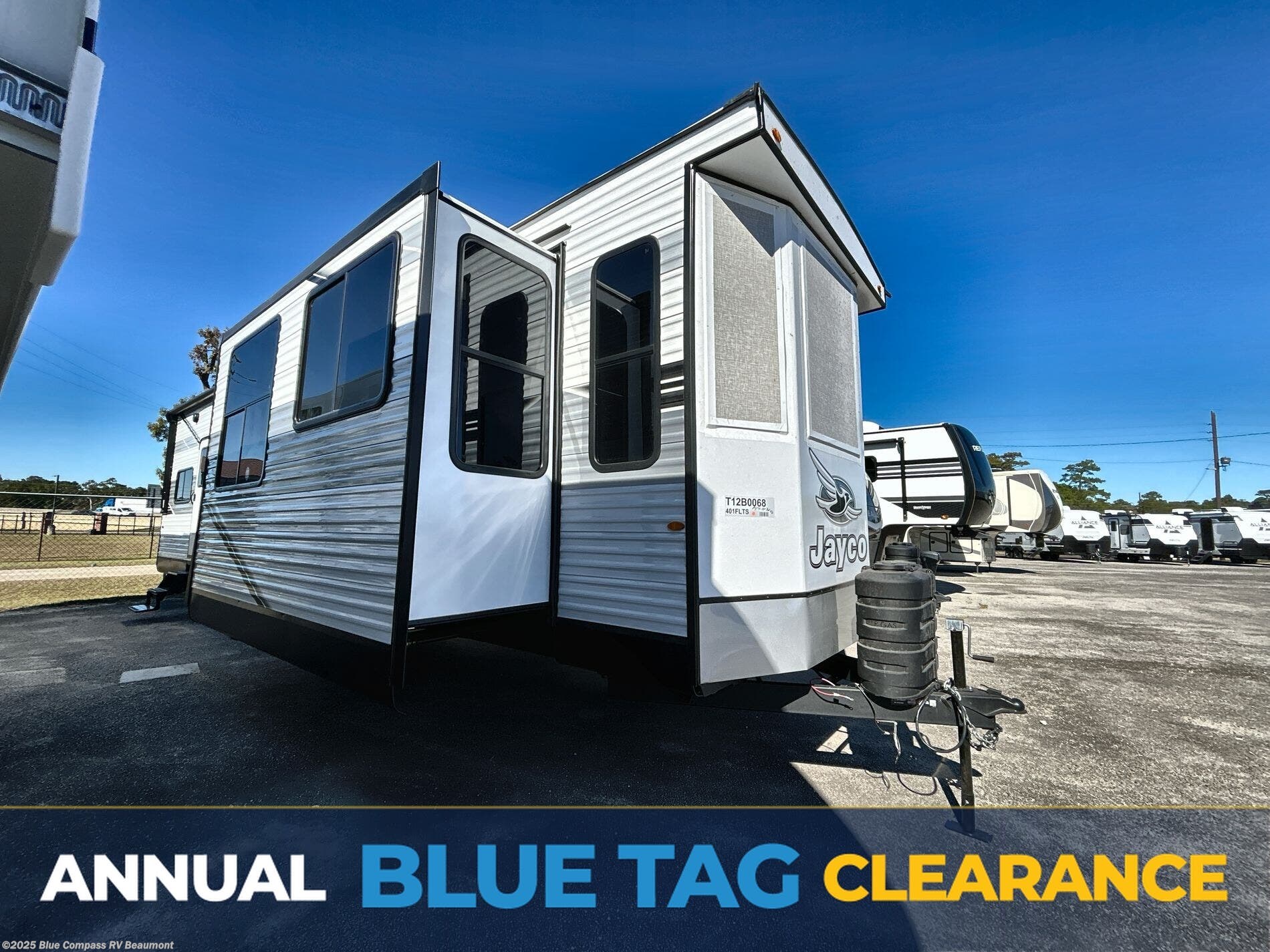 New 2026 Jayco Jay Flight Bungalow 401FLTS DS available in Vidor, Texas