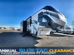 Used 2022 Dutchmen Voltage 4225 available in Rockport, Texas