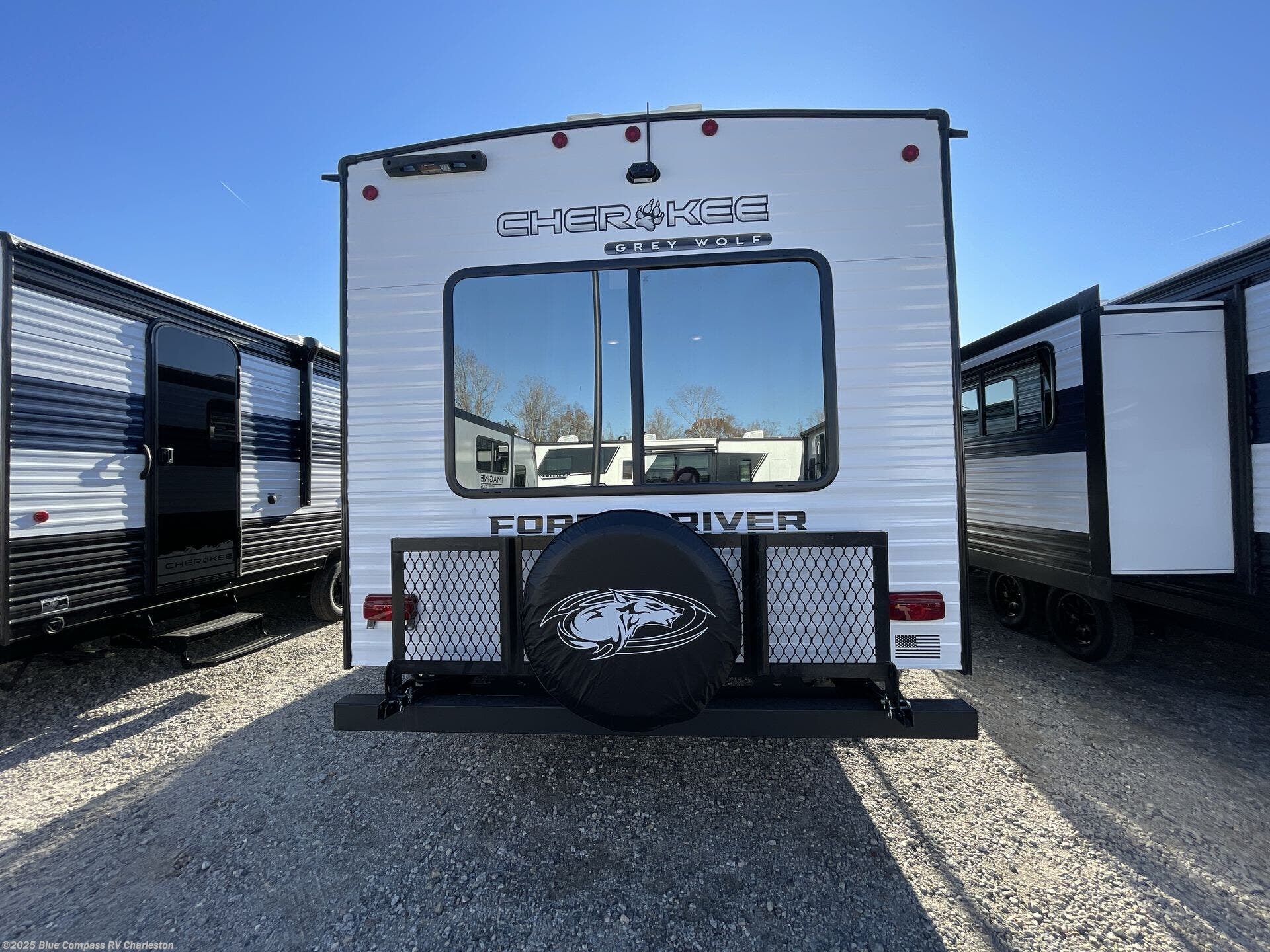 New 2025 Forest River Cherokee Grey Wolf 27LH available in Ladson, South Carolina