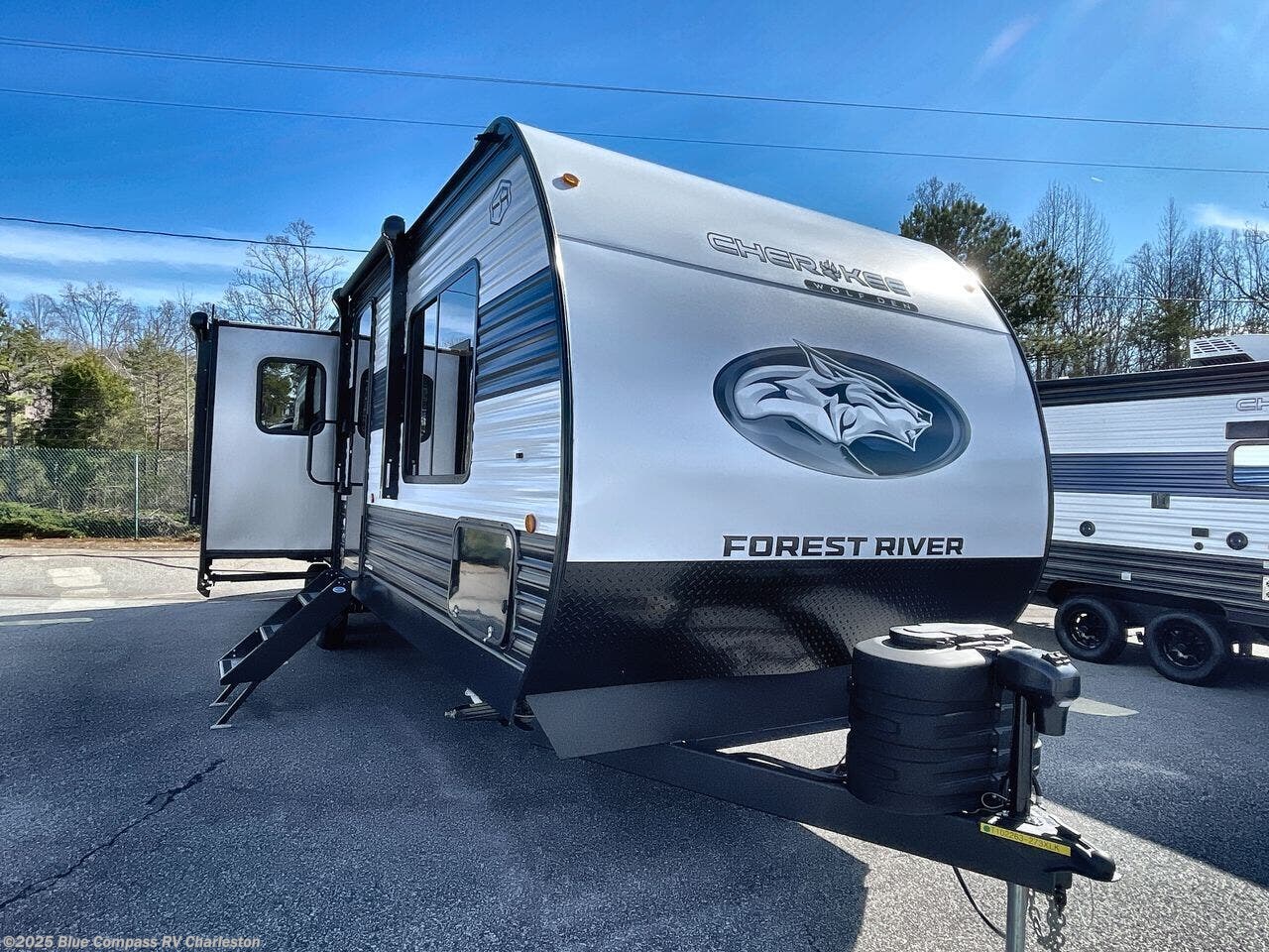 New 2026 Forest River Cherokee Wolf Den 273XLK available in Ladson, South Carolina