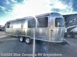New 2025 Airstream Globetrotter 27FB Twin available in Colfax, North Carolina