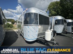 New 2026 Airstream Flying Cloud 23FB Twin available in Colfax, North Carolina