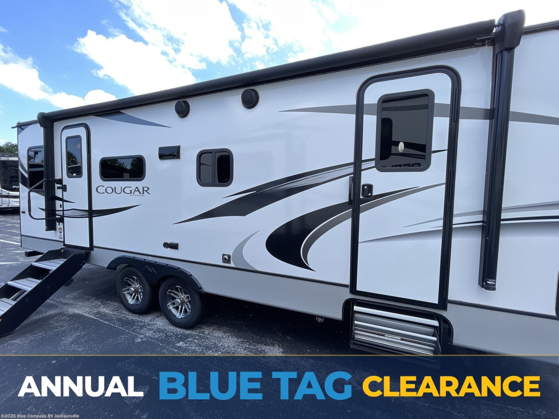 Used 2022 Keystone Cougar Half-Ton 25rds Cougar available in Jacksonville, Florida