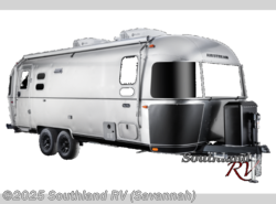 New 2026 Airstream Flying Cloud 27FB Twin Midnight Flamingo Package available in Savannah, Georgia