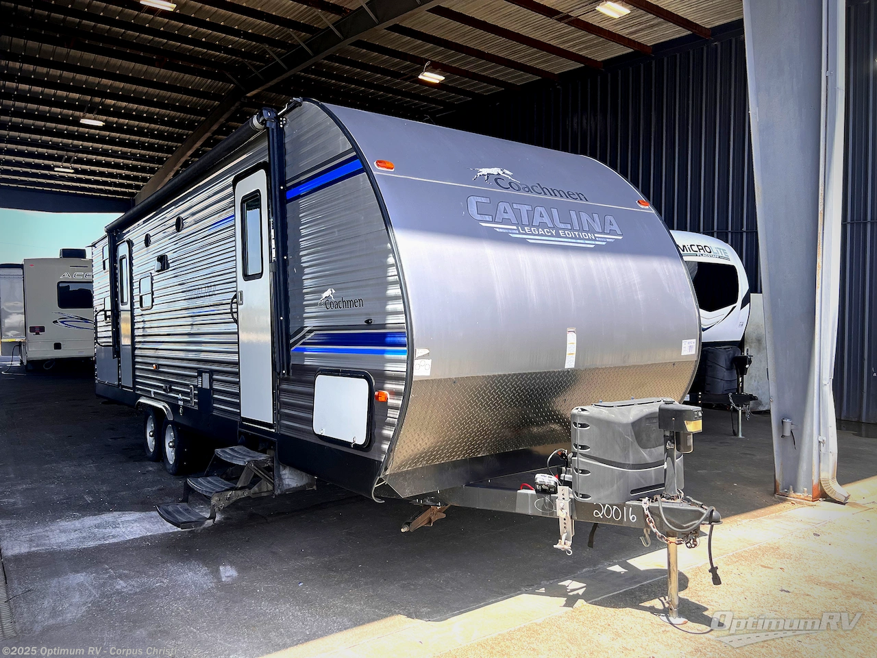 Used 2021 Coachmen Catalina Legacy 263BHSCK available in Robstown, Texas