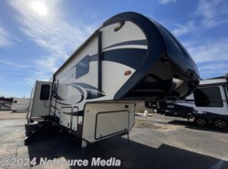 Used 2020 Forest River Cardinal Luxury 3750BKX available in Glenpool, Oklahoma