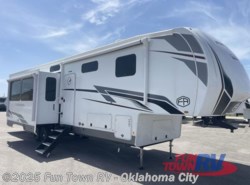 New 2026 Forest River Cardinal 34CRIB available in Oklahoma City, Oklahoma