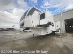 New 2025 Jayco Eagle 321RSTS available in Katy, Texas