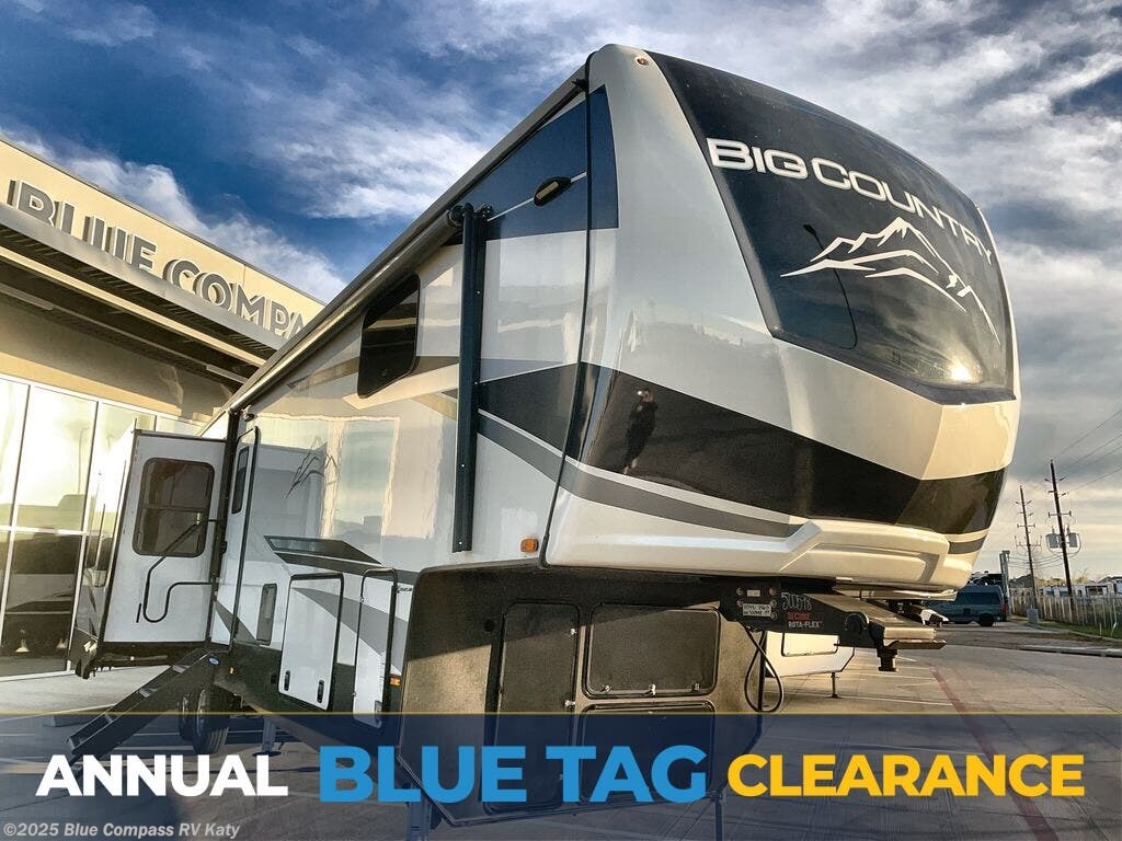 Used 2022 Heartland Big Country 3560SS available in Katy, Texas