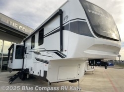 Used 2025 Palomino Columbus 384RKH available in Katy, Texas