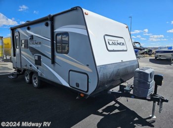 Used 2017 Starcraft Launch ULTRA 21FBS available in Billings, Montana