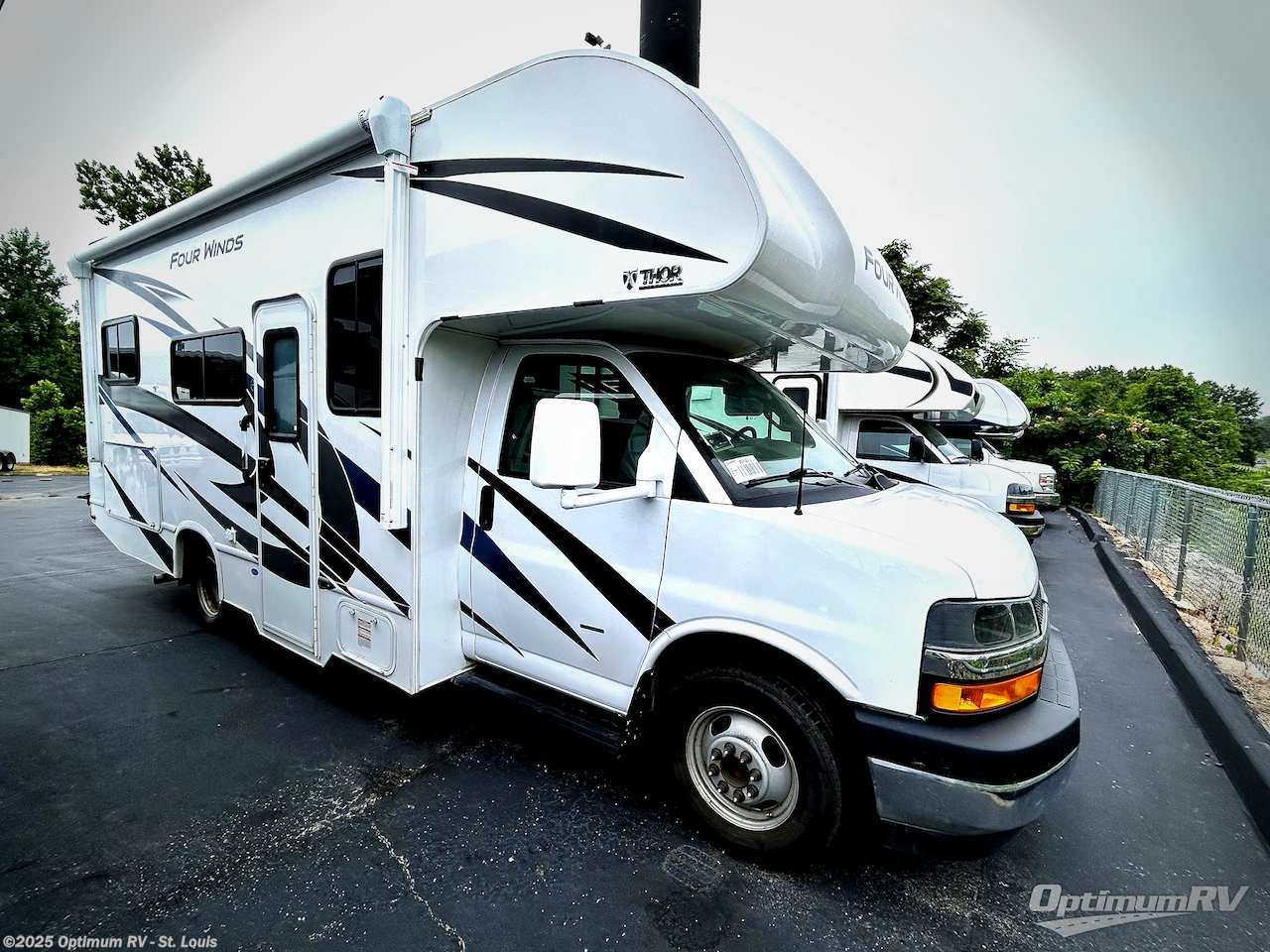 Used 2022 Thor Four Winds 23U available in Festus, Missouri