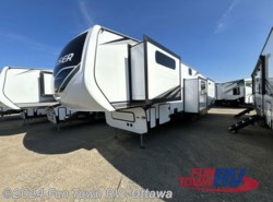 New 2024 CrossRoads Cruiser Aire CR37MD available in Ottawa, Kansas