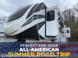 New 2025 Grand Design Solitude 380FL available in Newtown, Connecticut