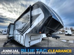 Used 2024 Grand Design Momentum 410TH available in Newtown, Connecticut