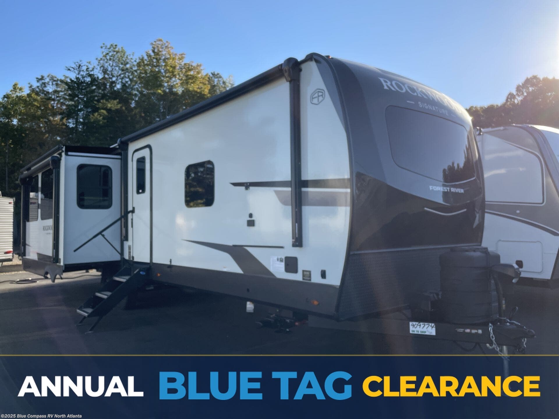 New 2026 Forest River Rockwood Signature 8337RL available in Buford, Georgia