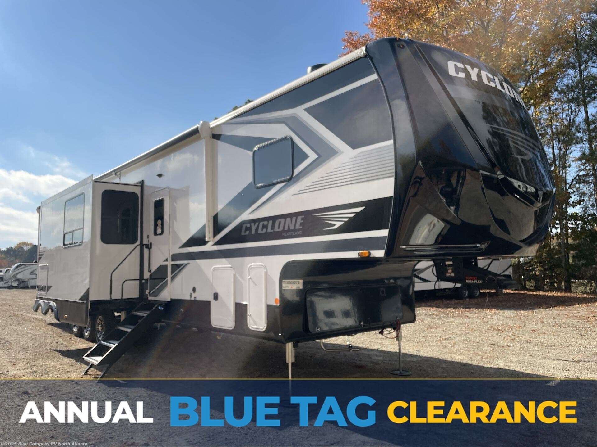 New 2026 Heartland Cyclone 3913 available in Buford, Georgia