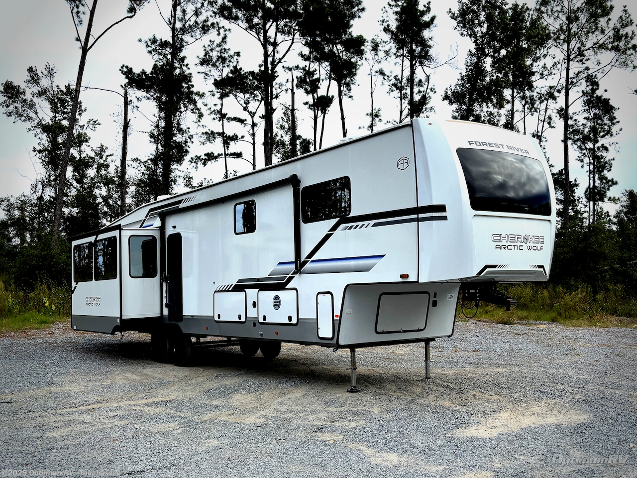 New 2025 Forest River Cherokee Arctic Wolf Suite 3650SUITE available in Tallahassee, Florida