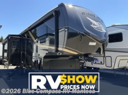 New 2025 Jayco Pinnacle 32RLTS available in Manteca, California